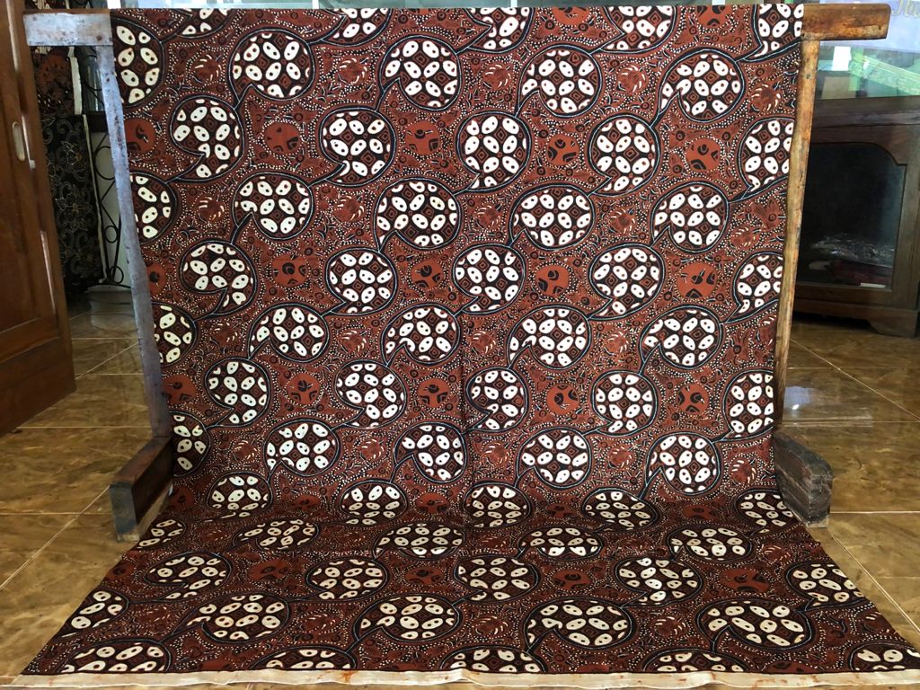 Kain Batik Motif Keong Renteng