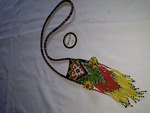 Kalung manik tali tenun
