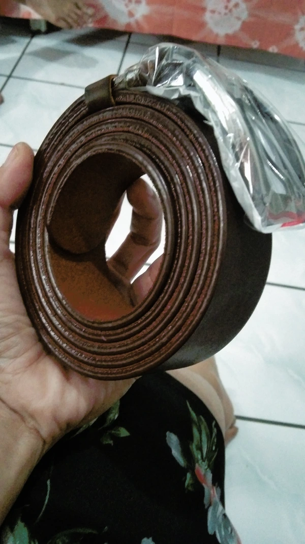 Ikat pinggang / gesper