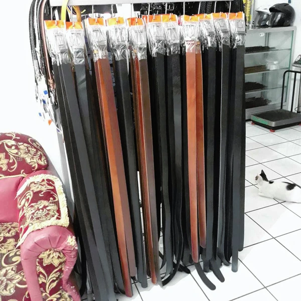Ikat pinggang / gesper