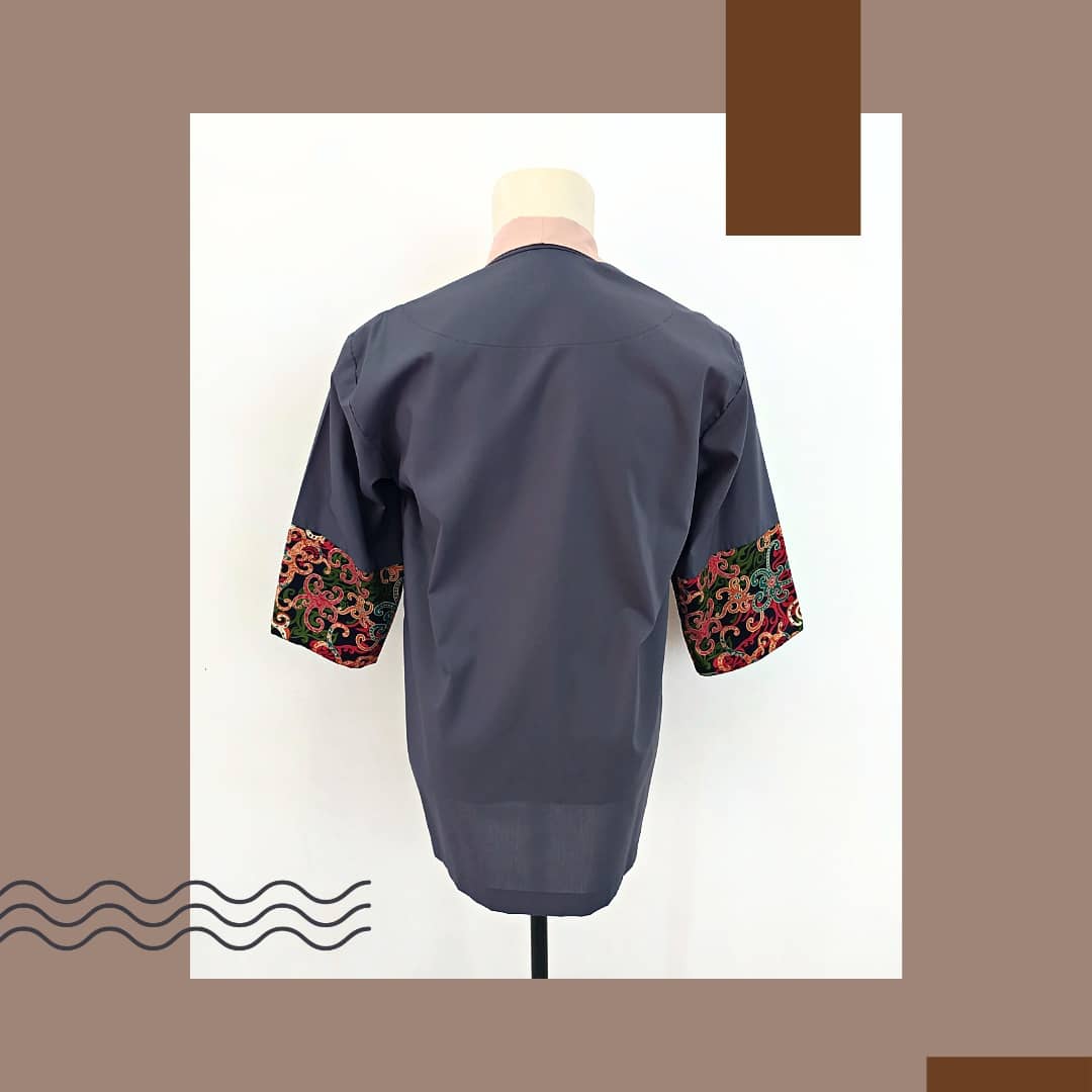 BENEH UNISEX OUTER/KIMONO BATIK KALTIM SIZE FIT TO L