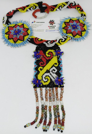 Kalung Manik Ethnic Dayak