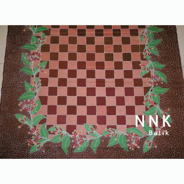 Kain Batik Tulis motif Cengkehan