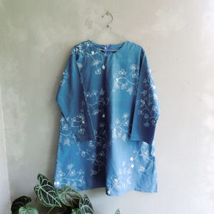 Atasan Batik Tulis Lung-lungan Kembang
