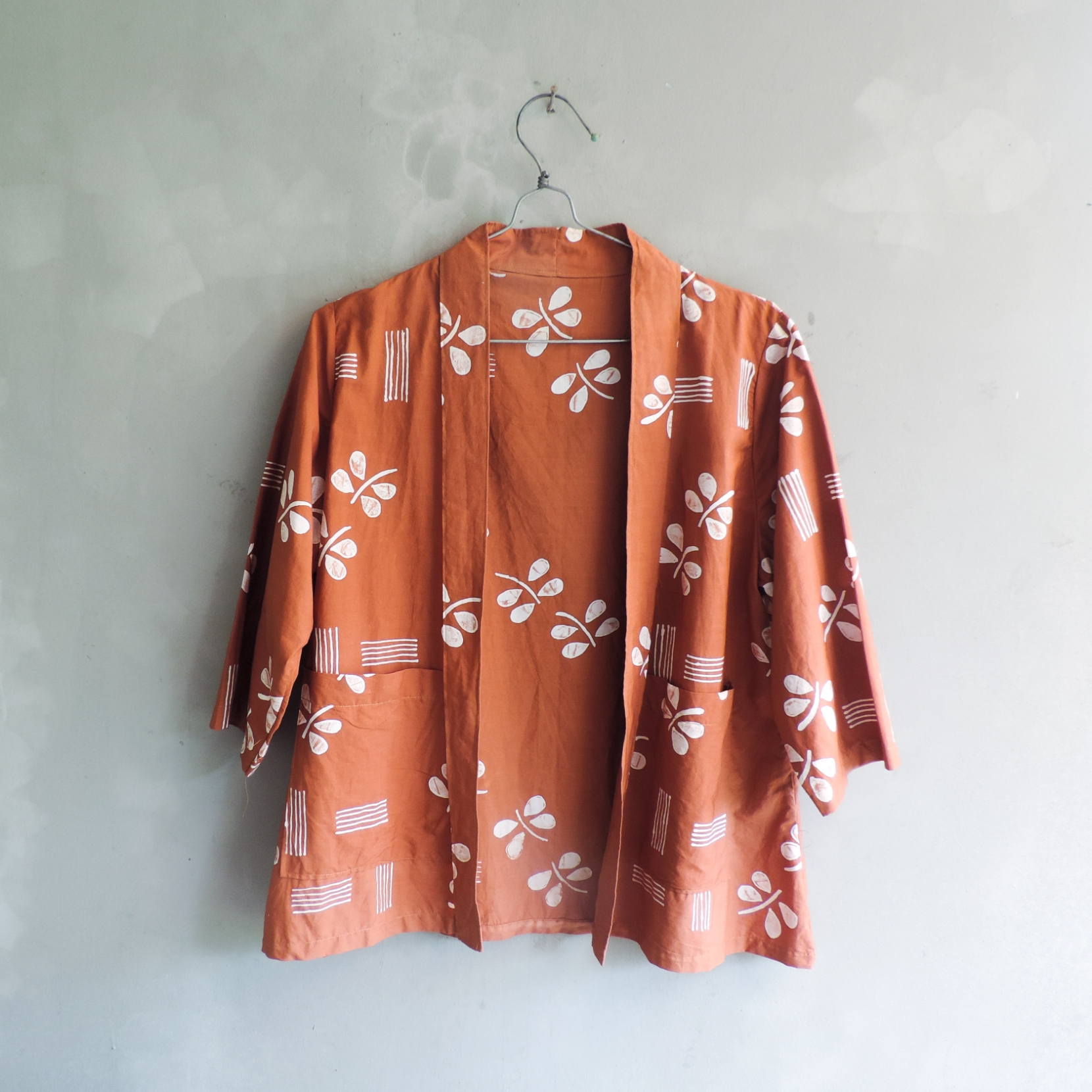 Outer Batik Tulis Capung