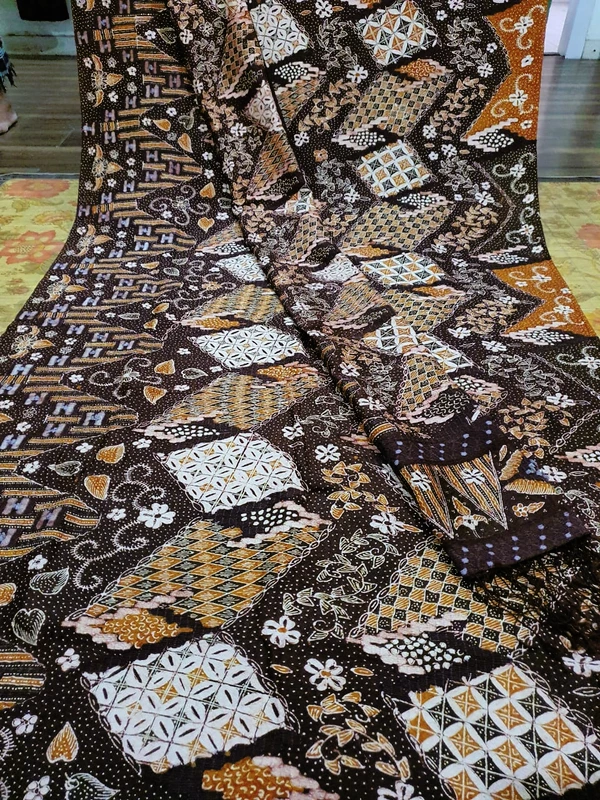 Tenun Sutera Sulam Batik