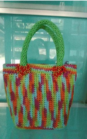 Tas rajut gradasi