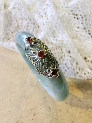 gelang giok perak dengan 3 permata ruby