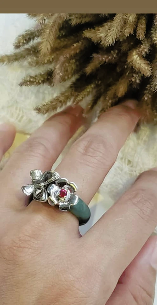 cincin giok perak kupu kupu