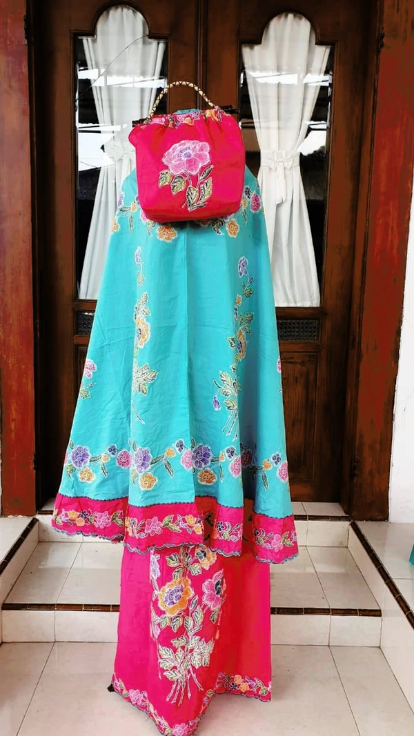 Mukena Batik Tulis