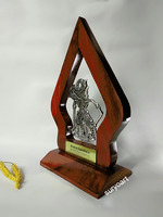 Plakat Vandel Wayang Logam Gatotkaca