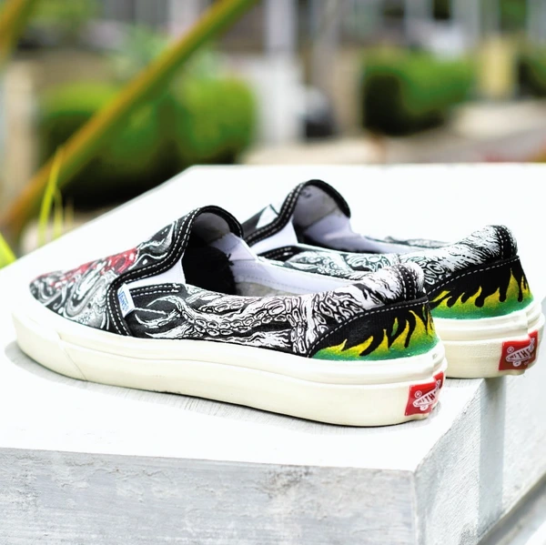Sepatu Custom Lukis (Full Details)