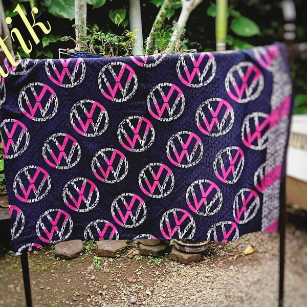 Batik cap karakter