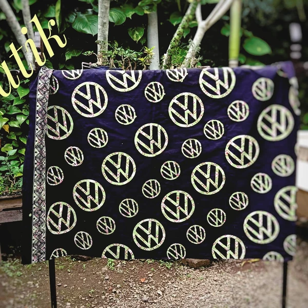 Batik cap karakter