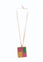 Kalung Kaca Patri Kotak