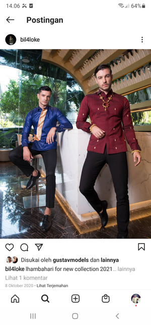Baju etnik tenun Palembang