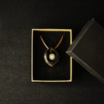 Kalung Kemiri