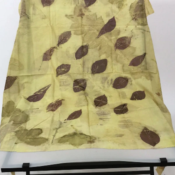 Kerudung/Jilbab (hijab segi empat) Ecoprint Motif Daun