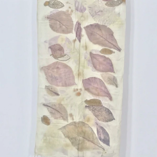 Selendang Ecoprint  motif daun