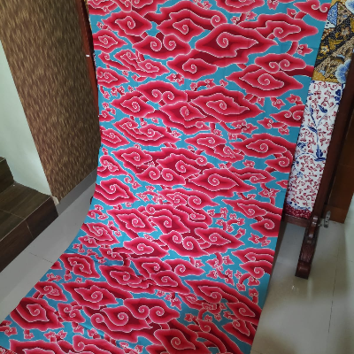 Kain Batik Tulis Mega Mendung Layer 9