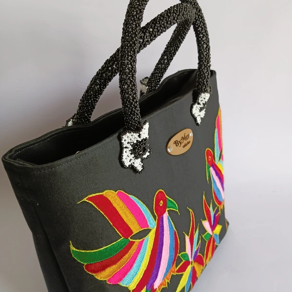 Tas jinjin manik