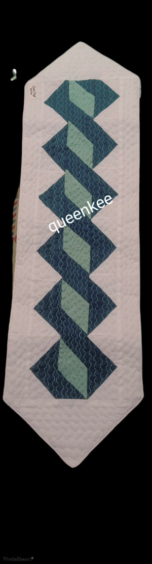 Table runner
