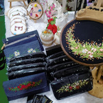 Dompet kipas sulam pita