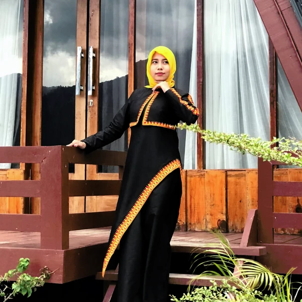 Rania Leladu