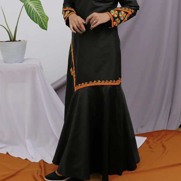 Ratih Rempilis Dress