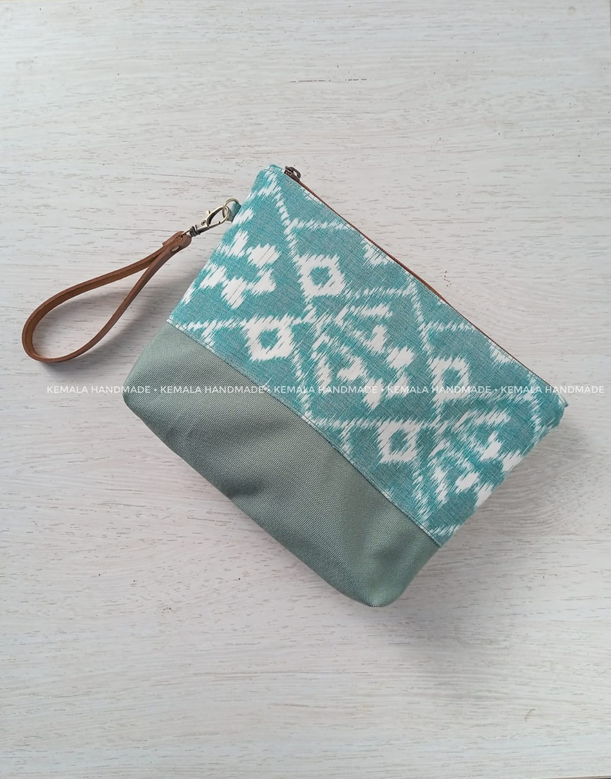 Mimosa Pouch