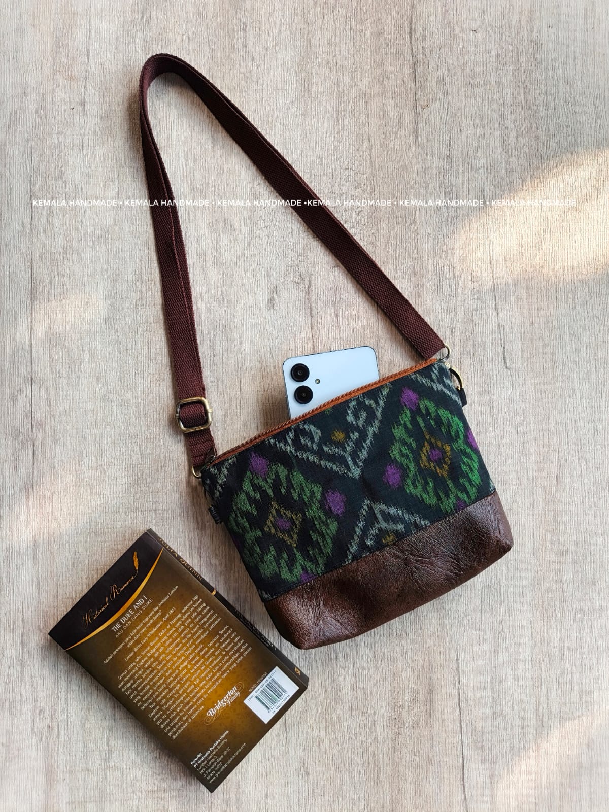 Malva Sling Bag