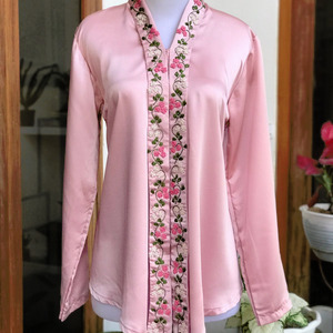 Kebaya Sulam Satin