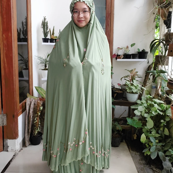 Mukenah Sulam Rayon