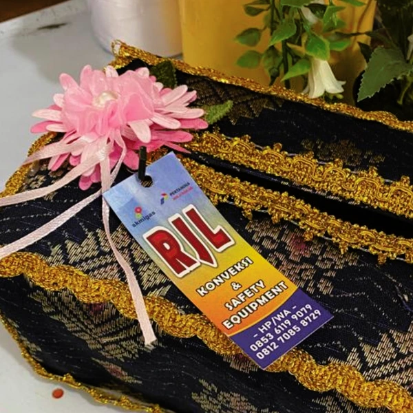 Tempat Tisu Tenun