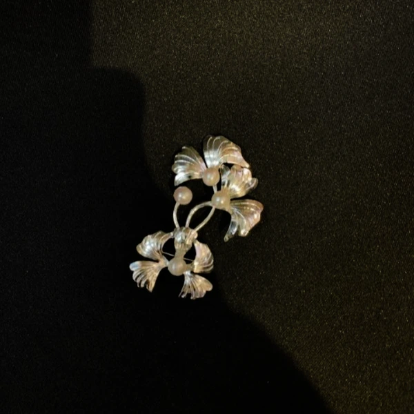 Bros Mutiara Tulip