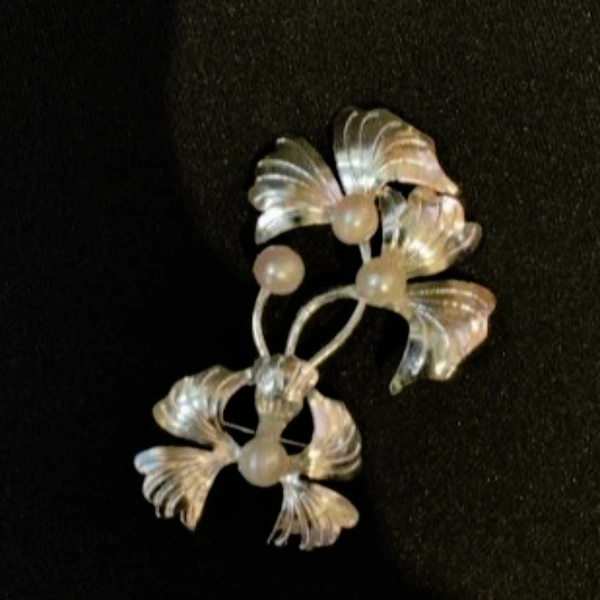 Bros Mutiara Tulip