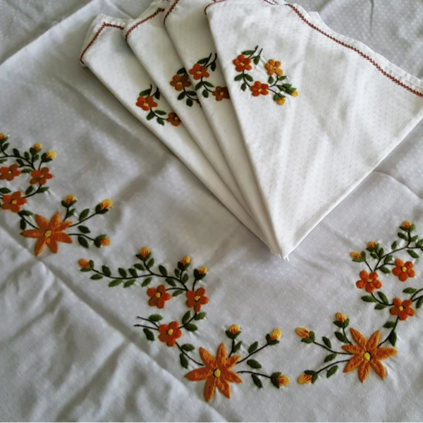 Set Taplak Meja Makan 4 Seat
