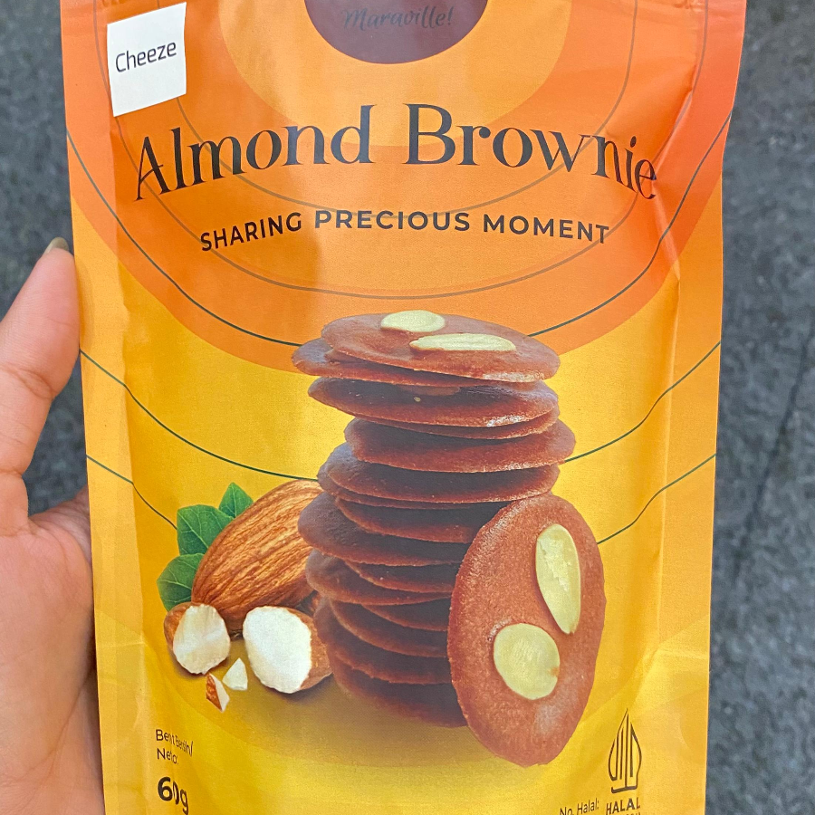 Almond Brownie