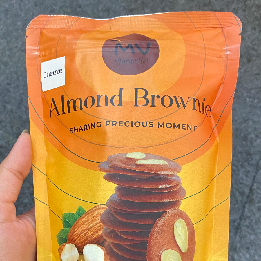 Almond Brownie