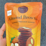 Almond Brownie