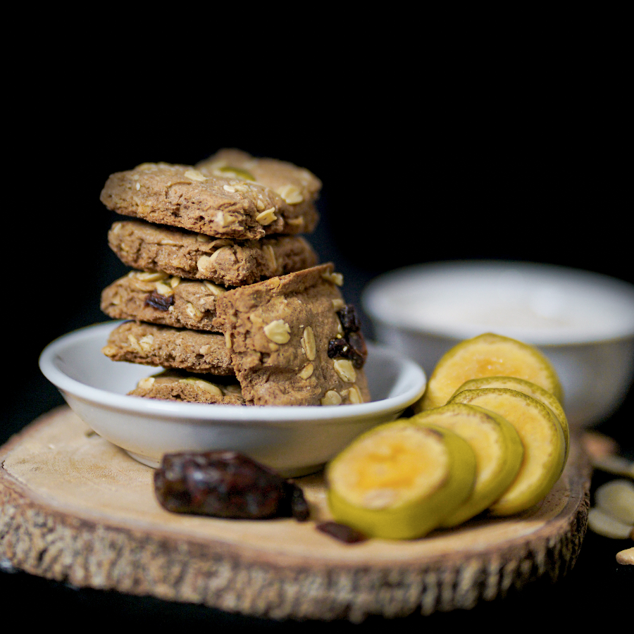 Banana cookies granola