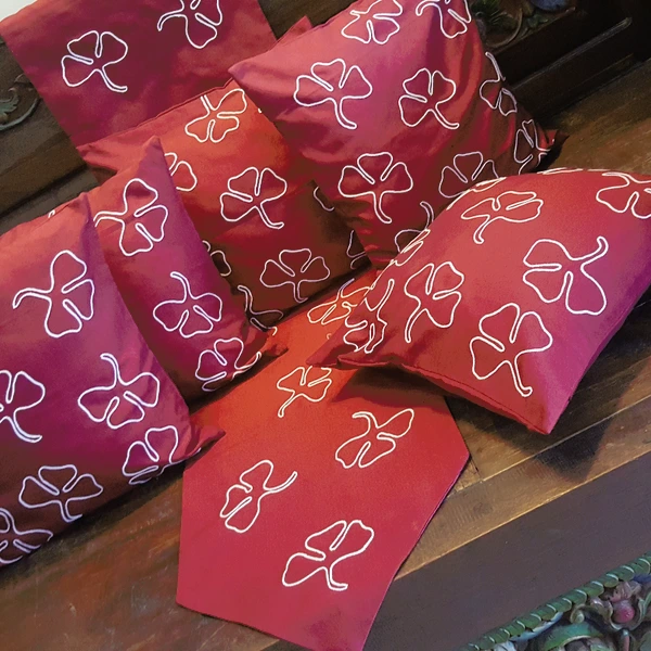 Taplak Meja Tamu Sarung Bantal Sofa Sulam Rantai