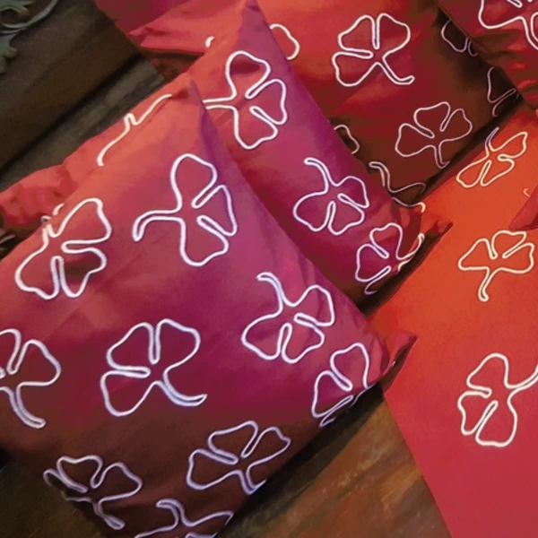Taplak Meja Tamu Sarung Bantal Sofa Sulam Rantai