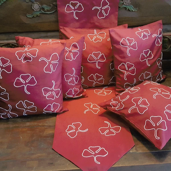 Taplak Meja Tamu Sarung Bantal Sofa Sulam Rantai