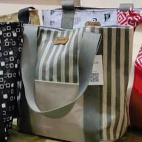 Tas Tania