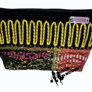 Dompet rajut with ulos