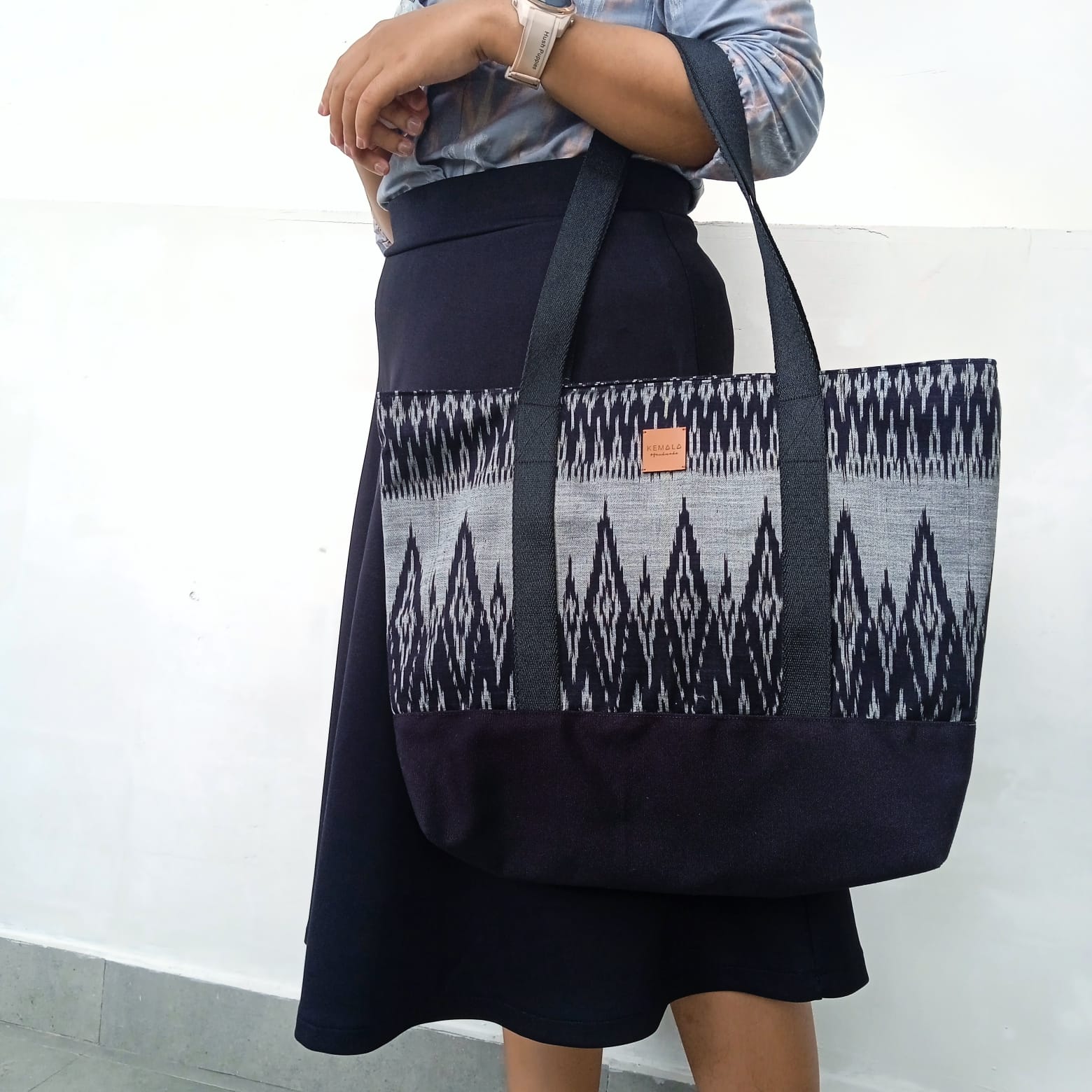 Sunflower bag / Tenun Big Tote Bag Kemala Handmade