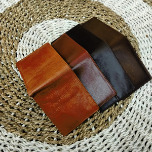 Dompet kulit vertikal