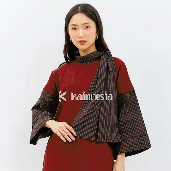 KAINNESIA Blouse Tenun Wanita Svara Series