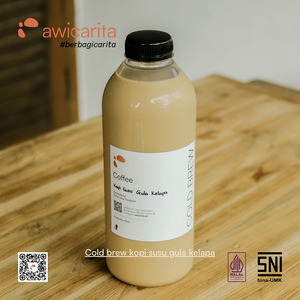 Cold Brew Kopi Susu Gula Kelapa Awicarita - kemasan botol 1 liter